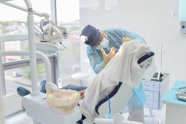 Best Tooth Infection Emergency Dentist  in Le Claire, IA